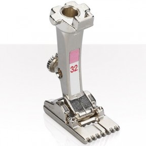 Bernina White - New Style #32 Pintuck 7-Groove Foot -NLA