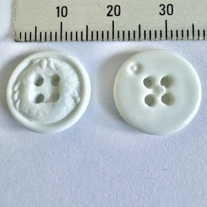 Button 1206 24L White 4-hole (Multi-options) Button 1206 24L White 4-hole (Multi-options)