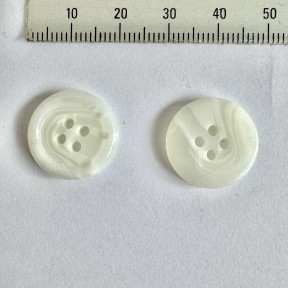 Button 4063 28L White 4-hole 800 pieces Button 4063 28L White 4-hole 800 pieces