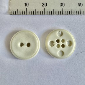Button B-1184 24L Beige 2-hole 1440 pieces Button B-1184 24L Beige 2-hole 1440 pieces