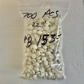 Button B-1535 22L White Shank 700 pieces Button B-1535 22L White Shank 700 pieces