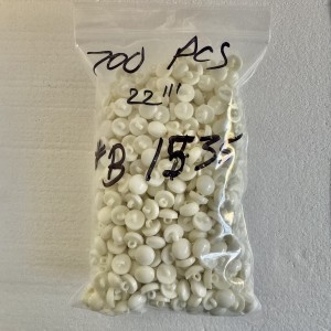 Button B-1535 22L White Shank 700 pieces