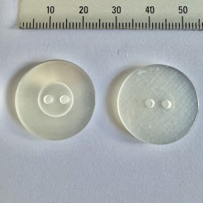 Button BSB-127 36L Pearl 2-hole 528 pieces Button BSB-127 36L Pearl 2-hole 528 pieces
