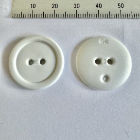 Button GCS-5007 36L White 2-hole 500 pieces Button GCS-5007 36L White 2-hole 500 pieces
