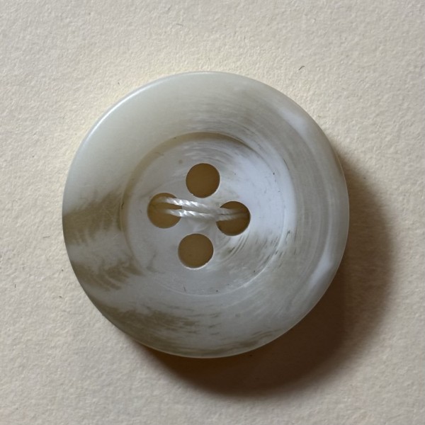 Button B122 Dull Light Smoke 32-Ligne 20mm Button B122 Dull Light Smoke 32-Ligne 20mm