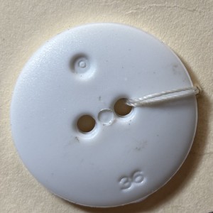 Button B123 Dull Nylon White 26-Ligne 23mm