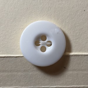Button B128 Plain white poly wave-4