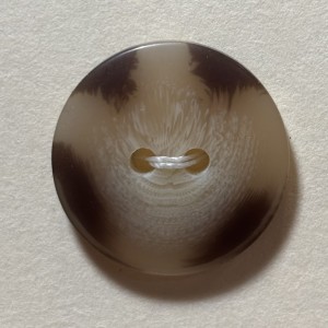 Button B138 Tan/Black 2507-2