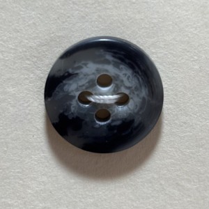 Button B148 grey/black