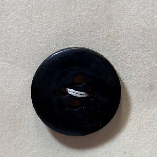 Button B152 charcoal plain 2507