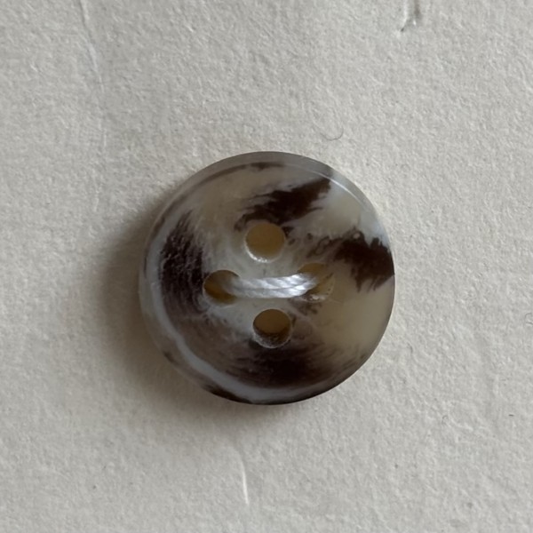 Button B191 BGE Taupe Mix 18-Ligne 11mm Button B191 BGE Taupe Mix 18-Ligne 11mm