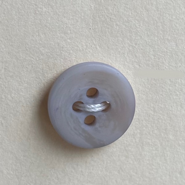 Button B195 Dyed Grey 20-Ligne 12.5mm Button B195 Dyed Grey 20-Ligne 12.5mm