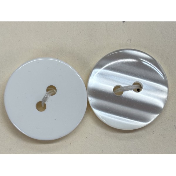 Button B217 Pearl Shell 30-Ligne 19mm Button B217 Pearl Shell 30-Ligne 19mm