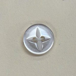Button B218 Pearl Star Centre 19-Ligne 12mm