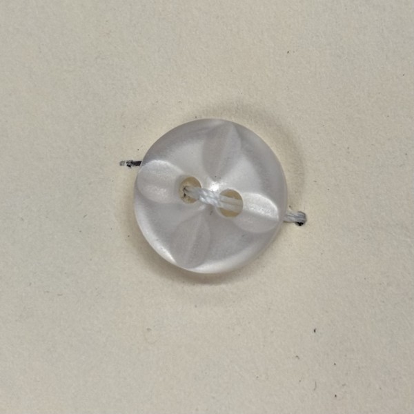 Button B226 Pearl Dull Star 17-Ligne 11mm Button B226 Pearl Dull Star 17-Ligne 11mm