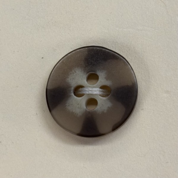 Button B228 Brown DK BGE 24-Ligne 15mm Button B228 Brown DK BGE 24-Ligne 15mm