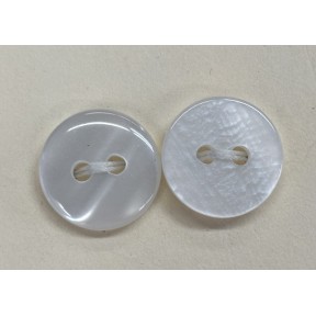 Button B240 Poly White Clear Back 20-Ligne 12.5mm Button B240 Poly White Clear Back 20-Ligne 12.5mm