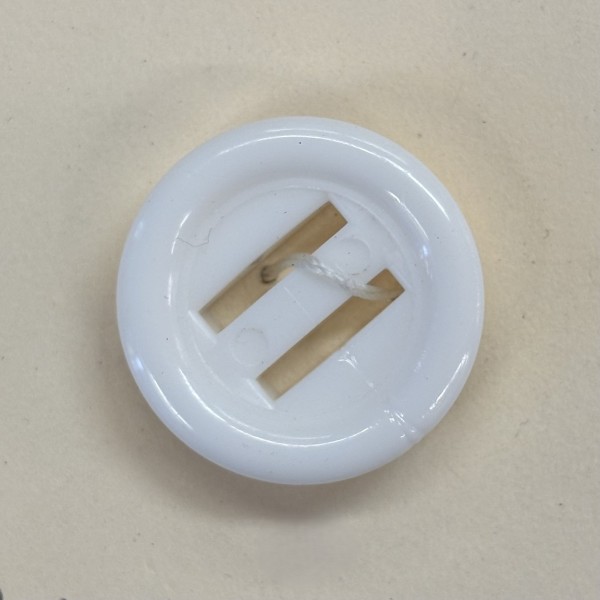 Button B259 White Nylon Slot 31-Ligne 19.5mm Button B259 White Nylon Slot 31-Ligne 19.5mm