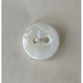 Button B268 2-hole White 18-Ligne 11mm